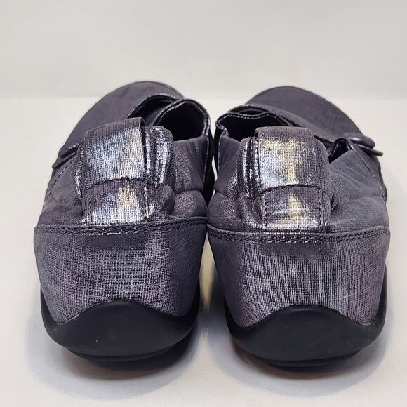 Dansko Women Carol Shimmer Metallic Silver Leather Loafer Size 38 US 7.5 Comfort - Picture 6 of 9